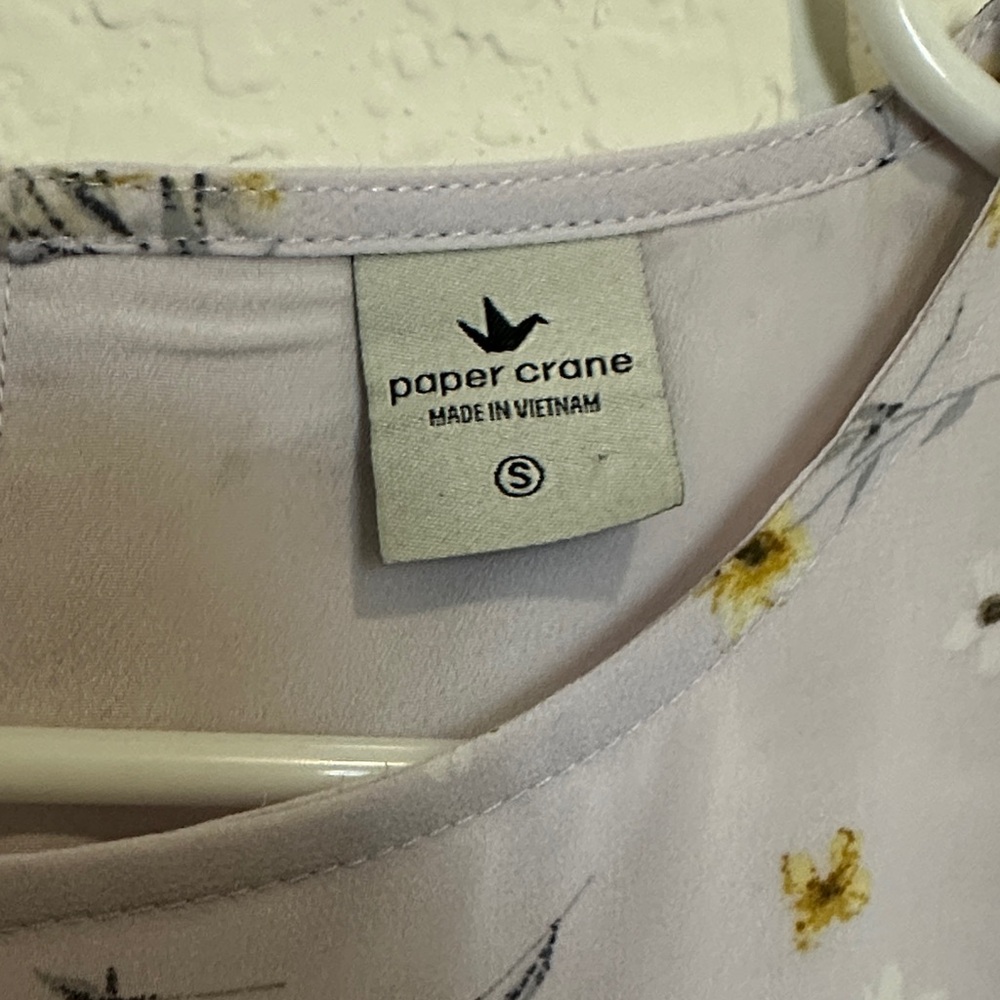 Paper Crane Lavender Floral Blouse with Ruffle Sleeves - Picture 2 of 4